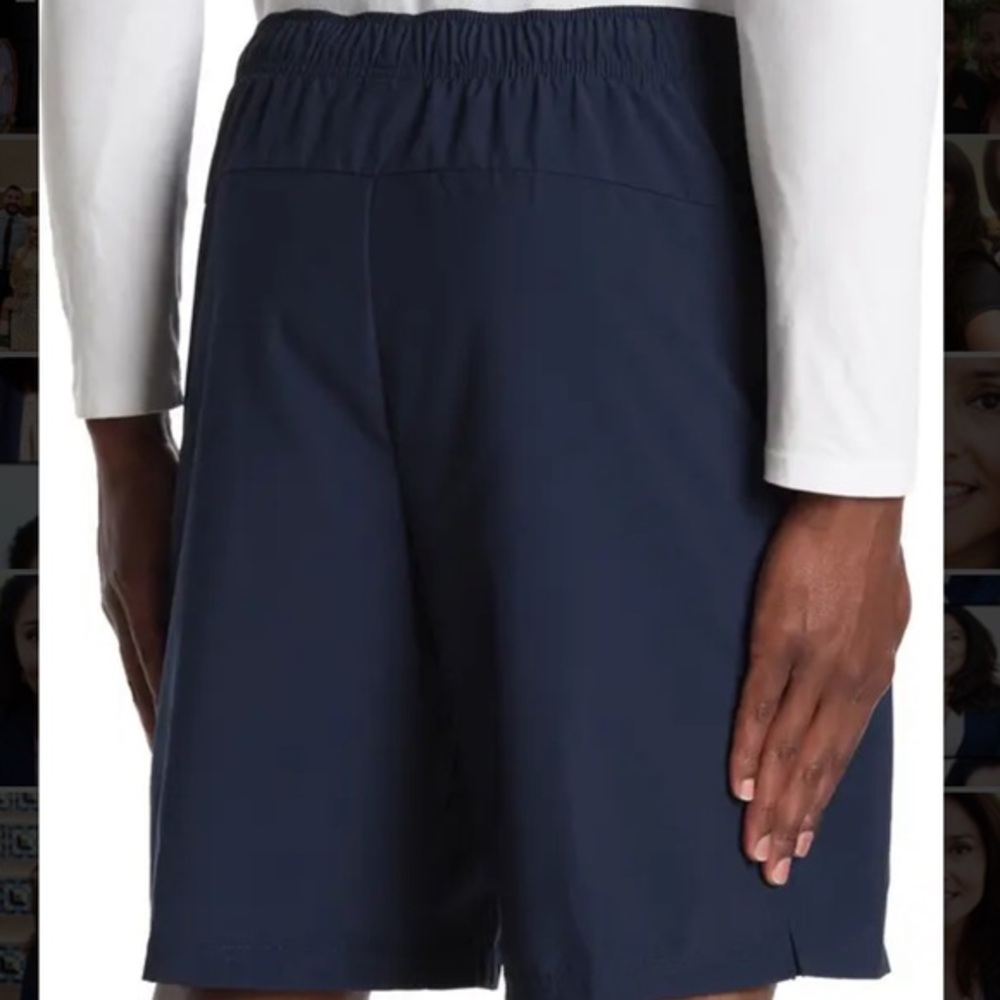NWT Nike men’s Training Shorts Standard Fit Medium